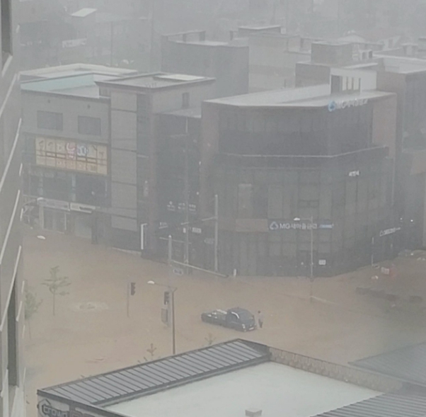 속초 거리 폭우로 인한 물난리