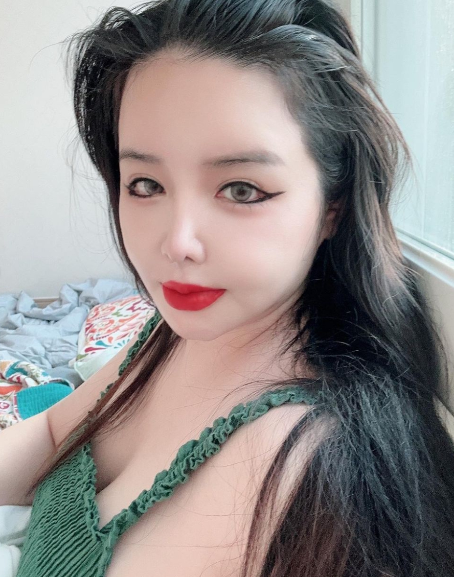 박봄 인스타그램