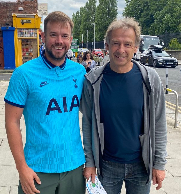 한국 팬들 안 만나고 해외에서 팬 만나고 다닌 클린스만 감독