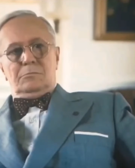 배우 게리 올드만 연기한 트루먼 대통령