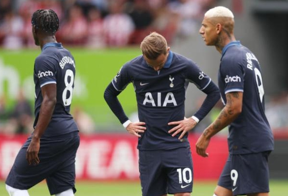 브렌트포드 토트넘