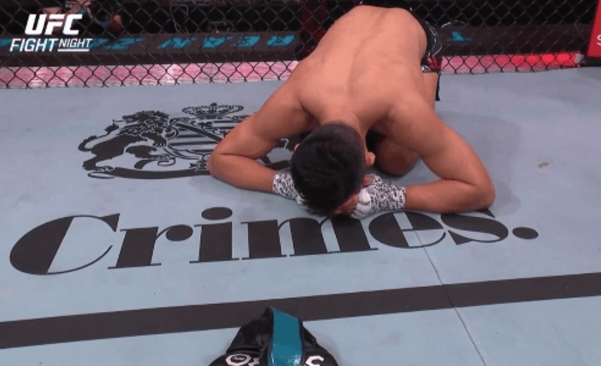 경기 후 링 위에서 오열하는 정찬성 선수