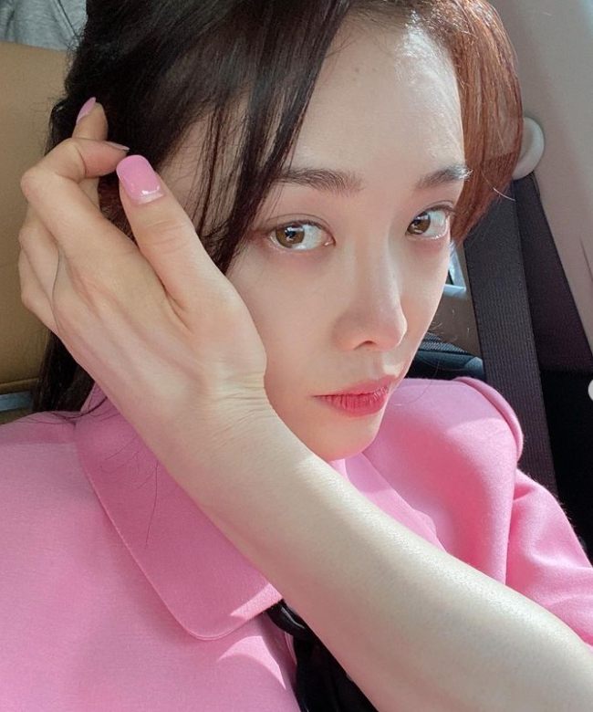 배우 김히어라 인스타그램