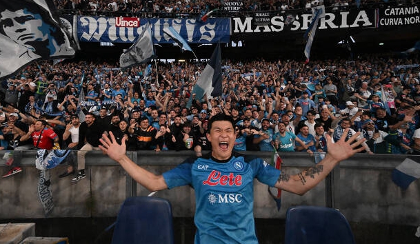 김민재 나폴리 시절 세리에A 우승