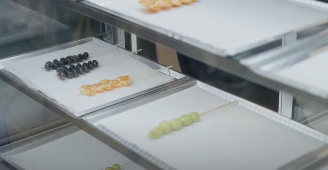 최근 유행 중인 중국 간식 탕후루