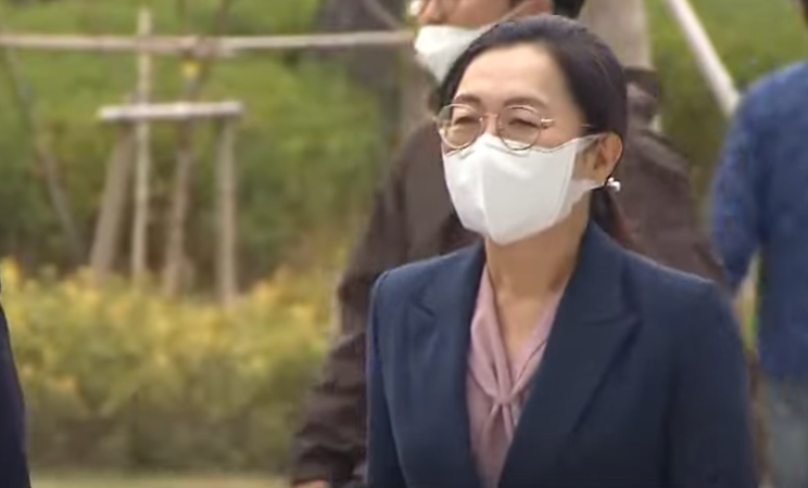 은수미 전 성남시장 구속 징역 2년 확정