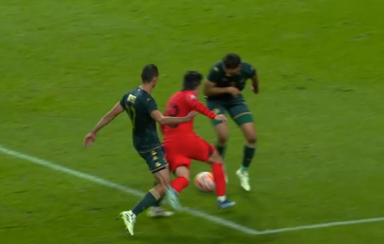 한국 튀니지 이강인 드리블 돌파