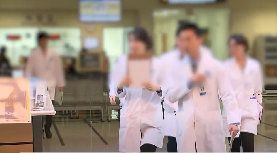 윤석열 정부 의대 정원 확대 증원