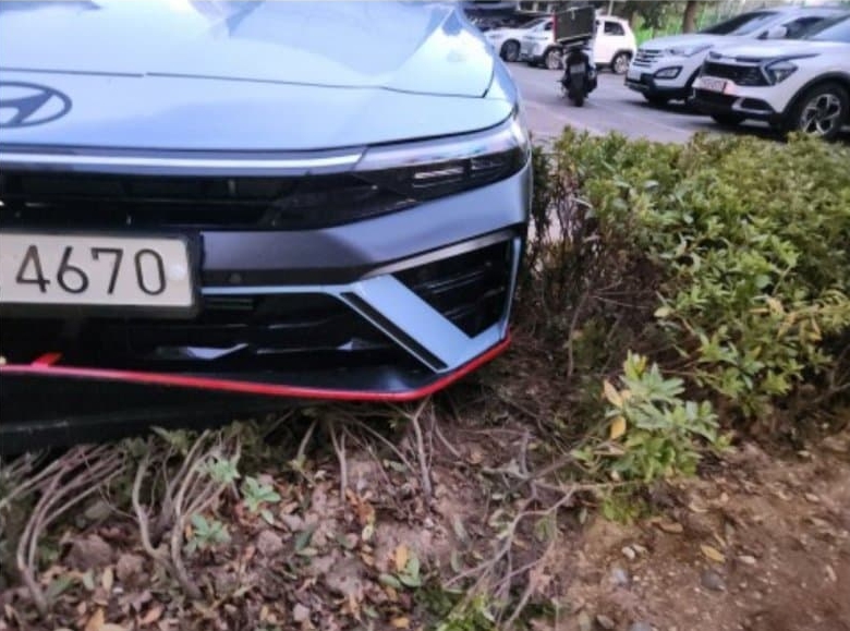 쏘카 아반떼N 명의도용 사고 차량 사진