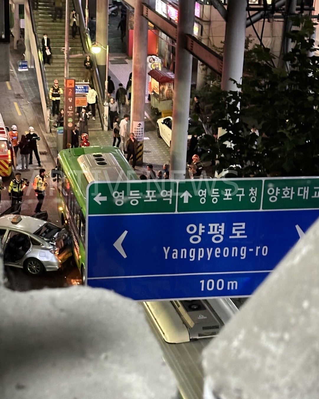 영등포 당산역 2번 출구 버스 택시 3중 추돌 사고