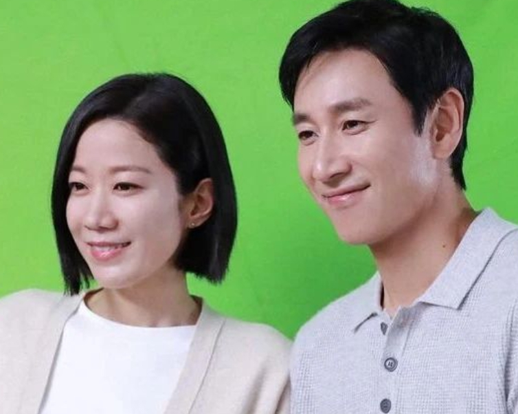 이선균 전혜진 부부