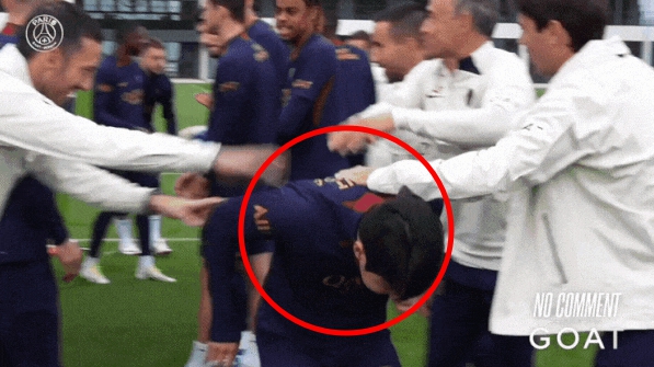 아시안게임 금메달 축하 받는 PSG 이강인