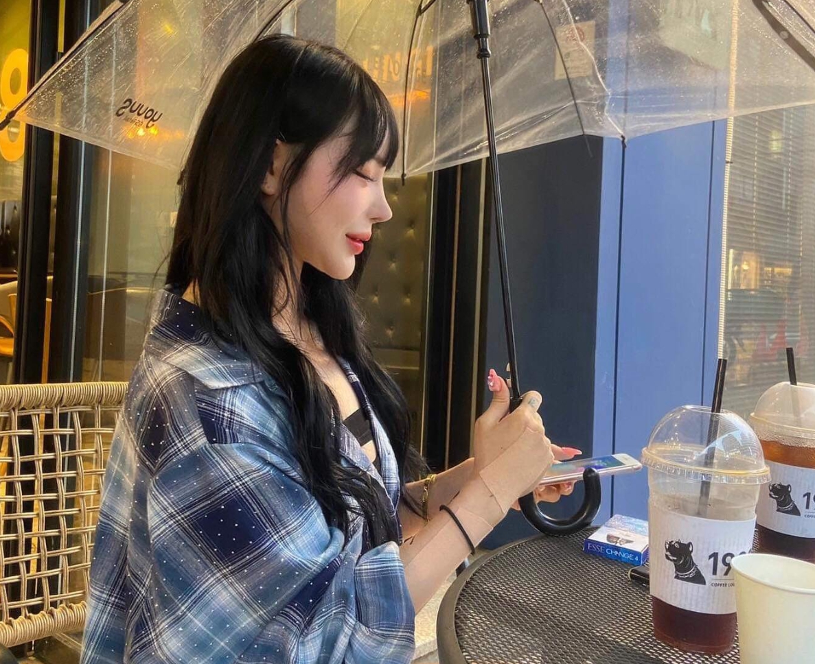 성인 모델 겸 인플루언서 아인 / @a__in04