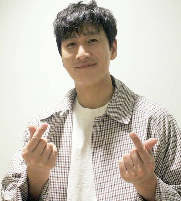 배우 이선균 마약 논란 경찰 피의자 신분 전환