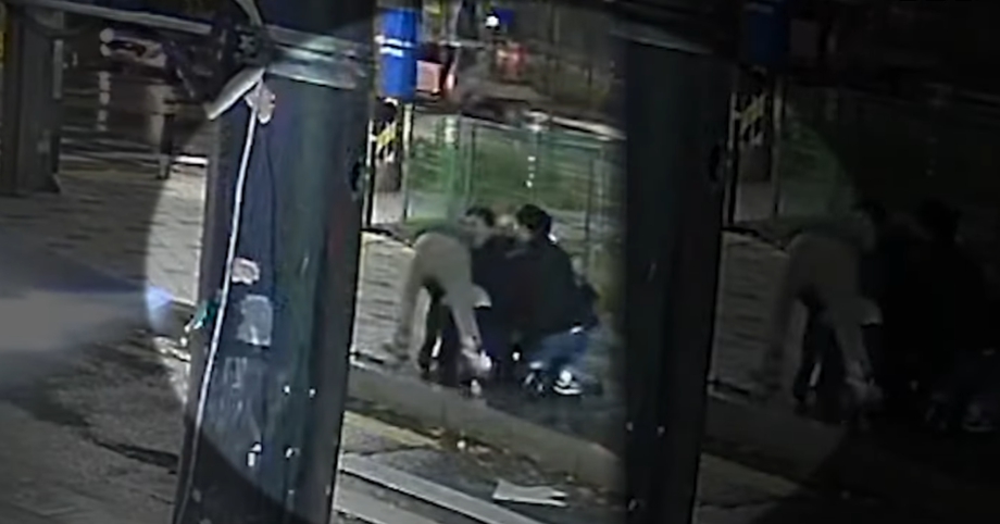 김길수 현장 체포하는 경찰