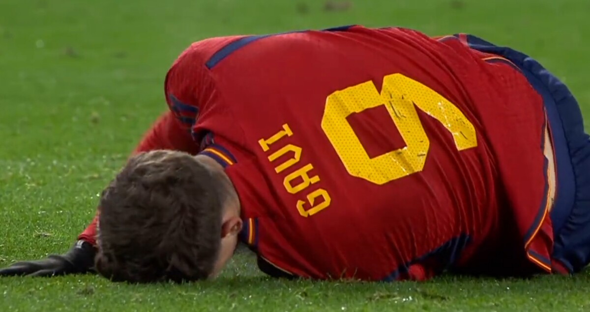 스페인 조지아 가비 부상 장면