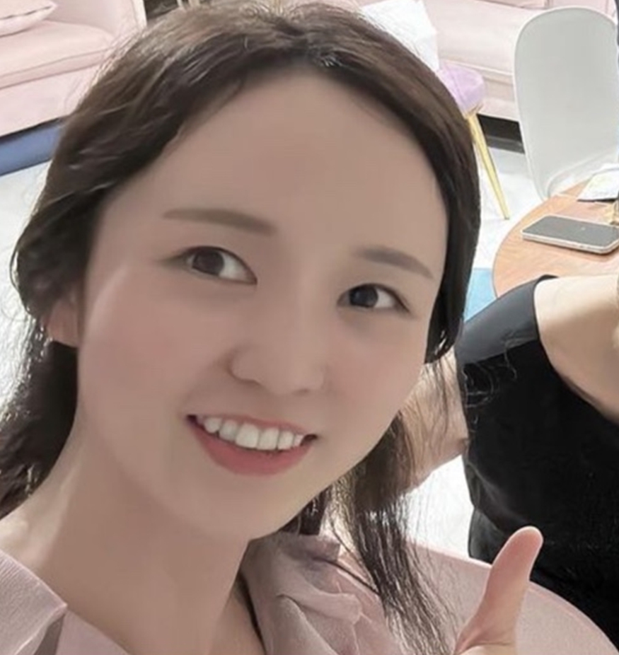 류밀희 기자 셀카