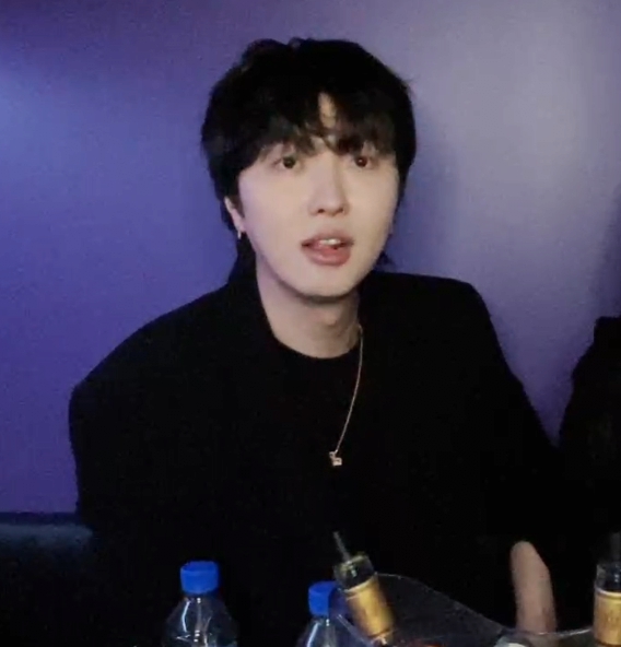 트위치 파티 개최한 스트리머 악어