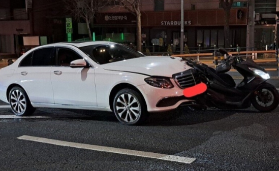 DJ 안예송 강남 벤츠 음주운전 사고 현장 사진