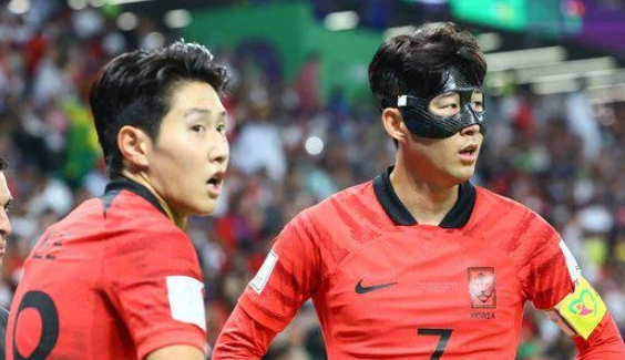 손흥민 이강인 불화 논란