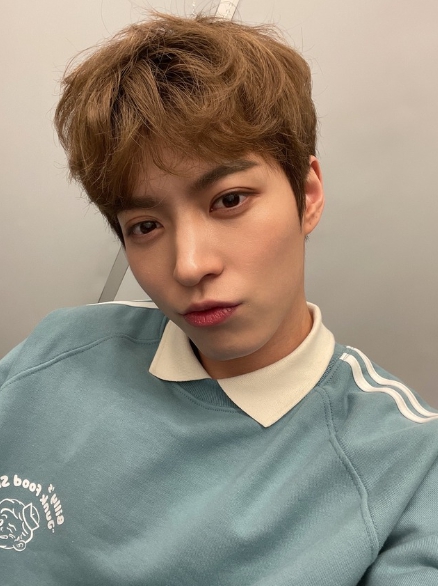 오메가엑스 휘찬 인스타