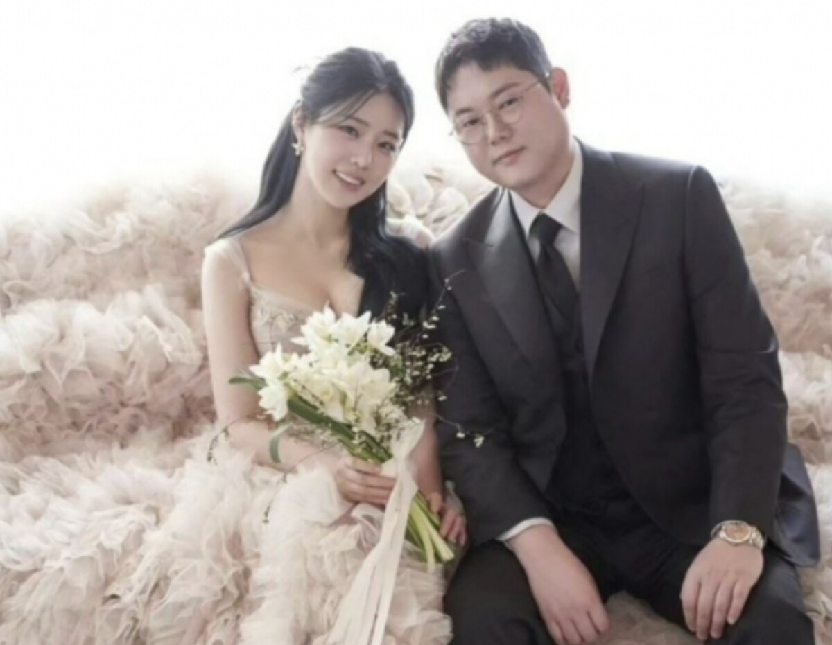 감스트 뚜밥 웨딩 사진