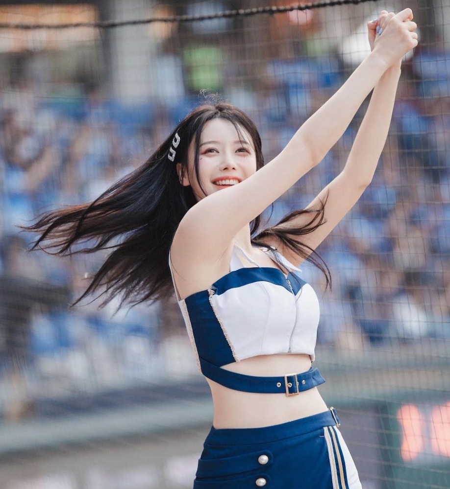 '레전드 실물' 이아영 치어리더 대만 진출 후 팬들 깜짝 놀란 악플 대응 발언 (결혼, 남친, 인스타)