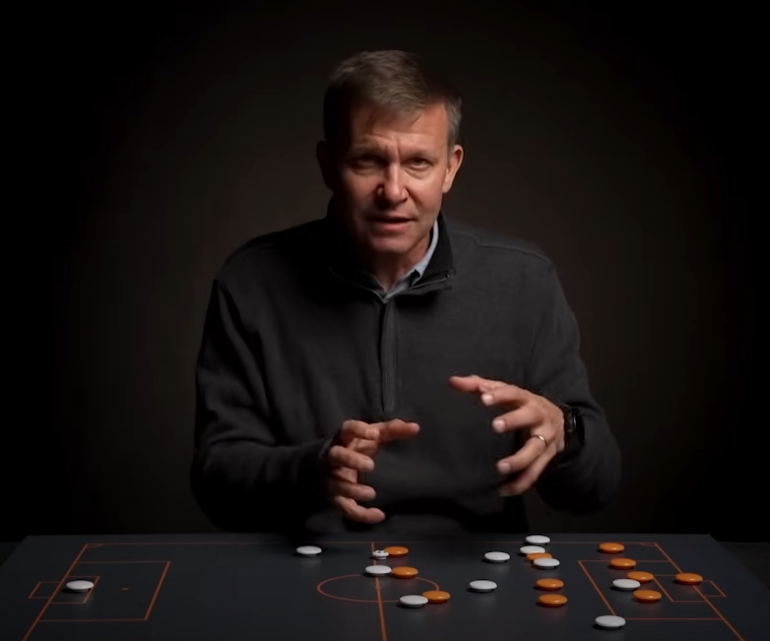 제시 마치 전술