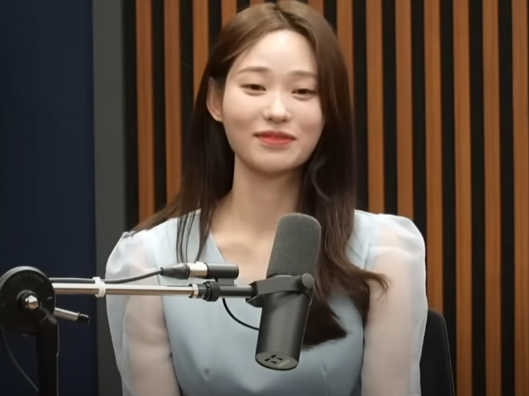 겸손 뉴공 김지은