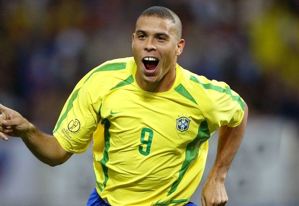 스트라이커 등번호 9번 브라질 호나우두