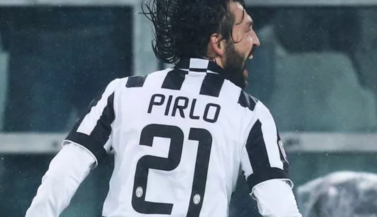 축구 등번호 21번 피를로