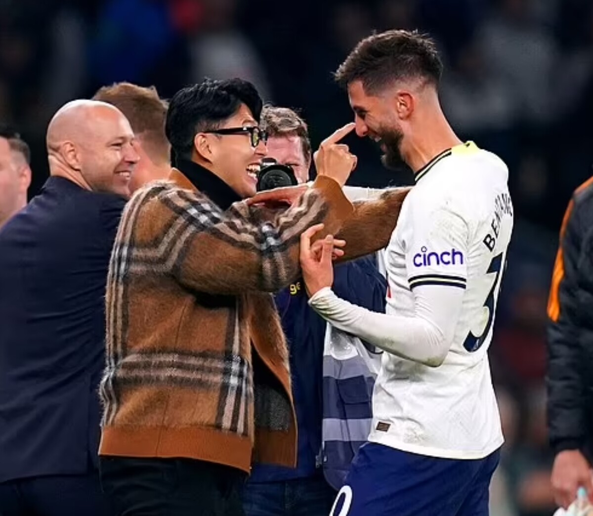 손흥민 벤탄쿠르