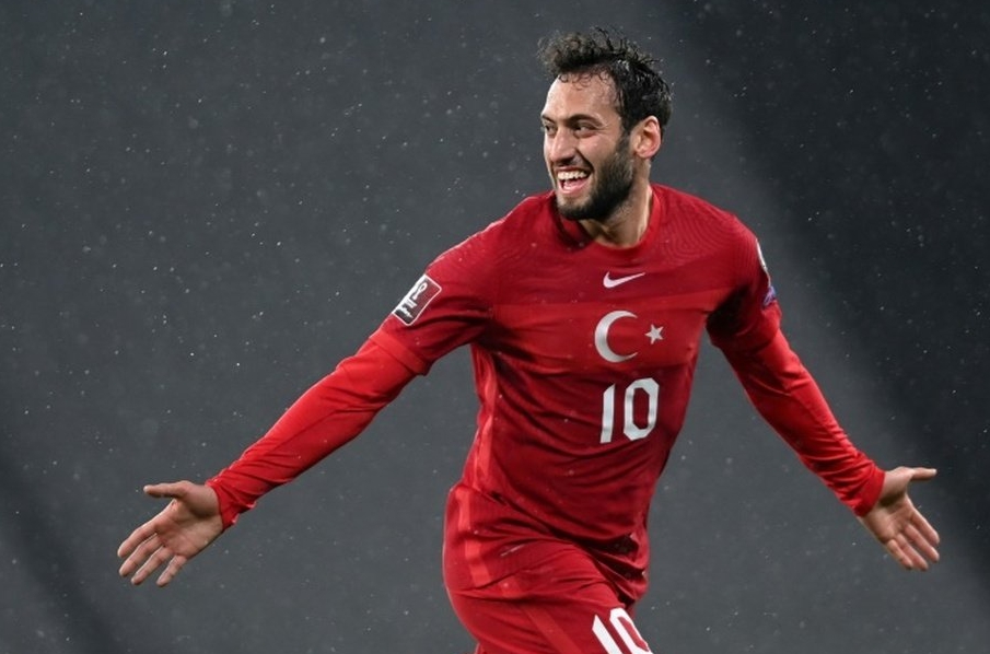 튀르키예 에이스이자 주장 하칸 찰하놀루