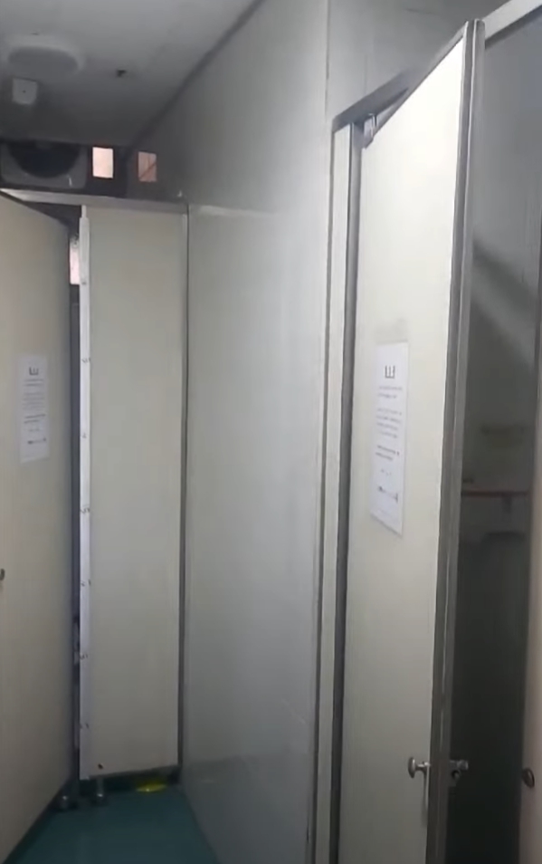 동탄 헬스장 여자 화장실 추정 사진