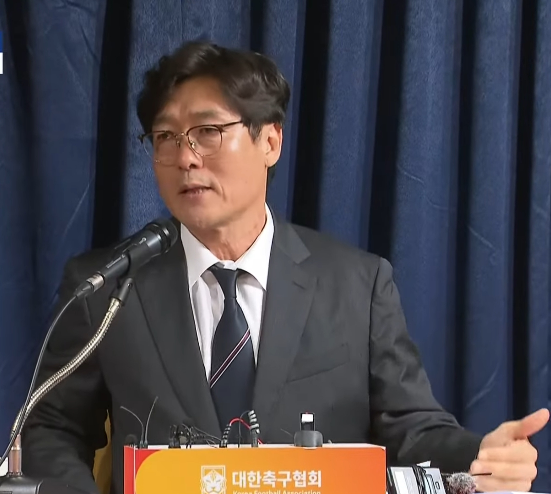 이임생 축협 이사 홍명보 선임 설명