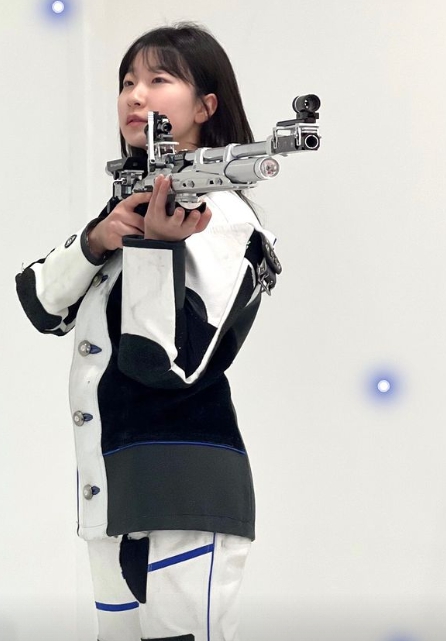 반효진 사격 인스타