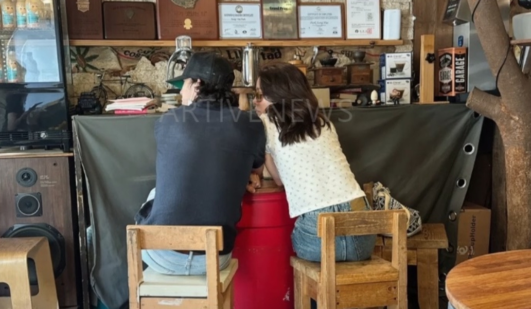 최정훈 한지민 데이트 사진