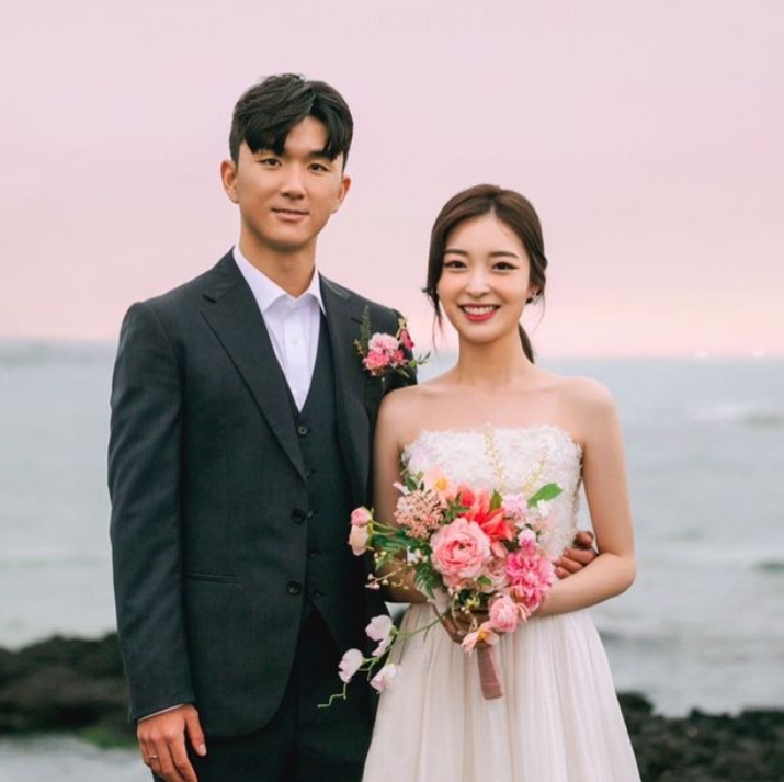 황인범 결혼 사진