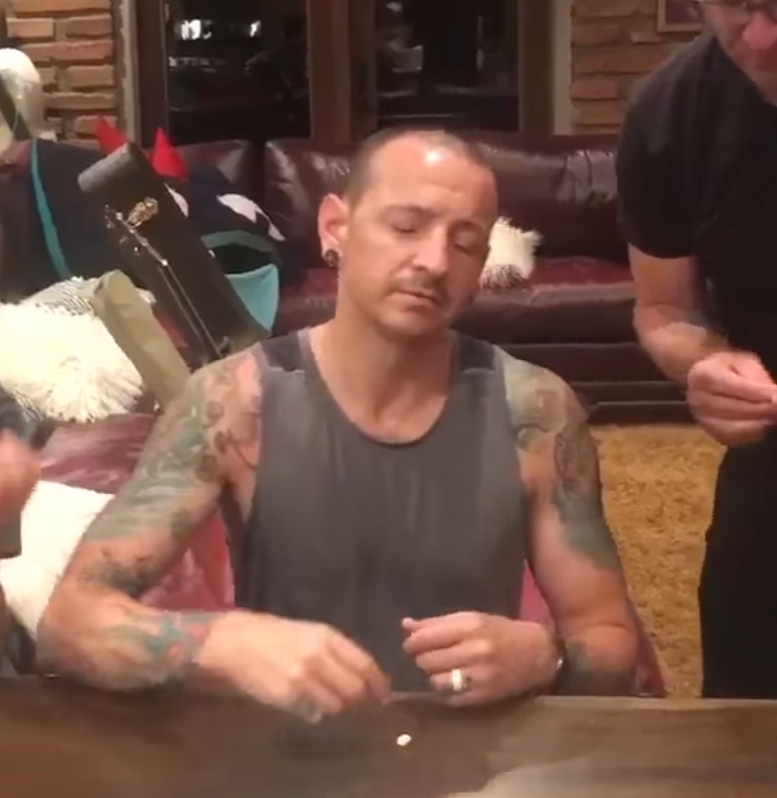 사망 36시간 전 체스터 베닝턴 생전 모습