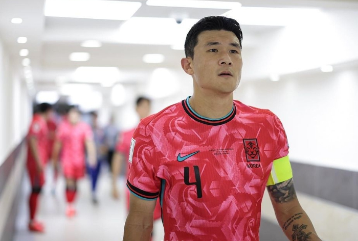 김민재 국대 유니폼