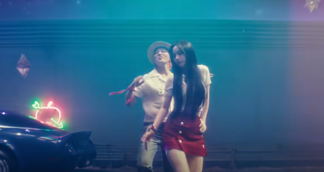 지디 투베드 뮤직비디오