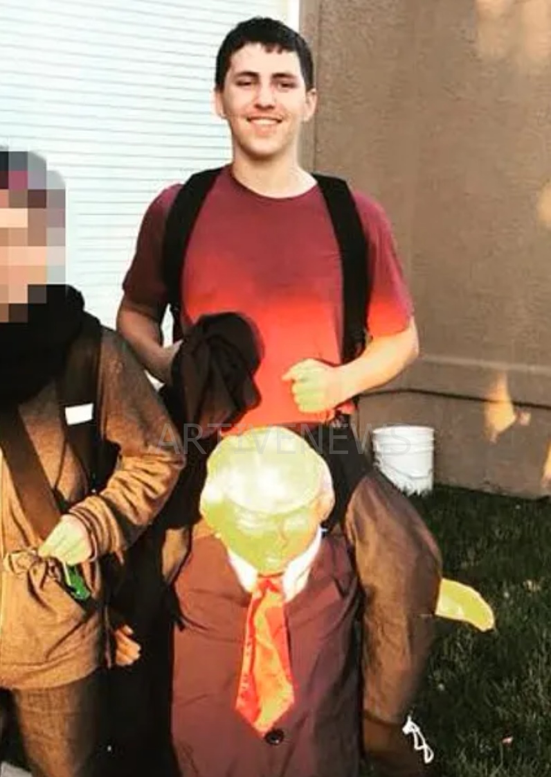 타일러 로빈슨 도널드 트럼프